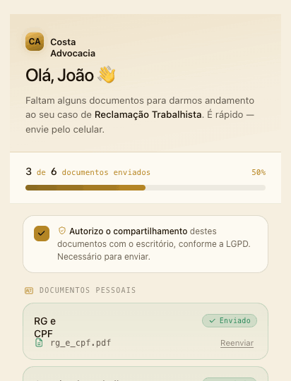 Tela do cliente no celular enviando documentos pela Foral